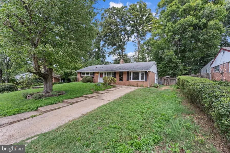 7914 Hatteras Ln, Springfield, VA 22151 - #3