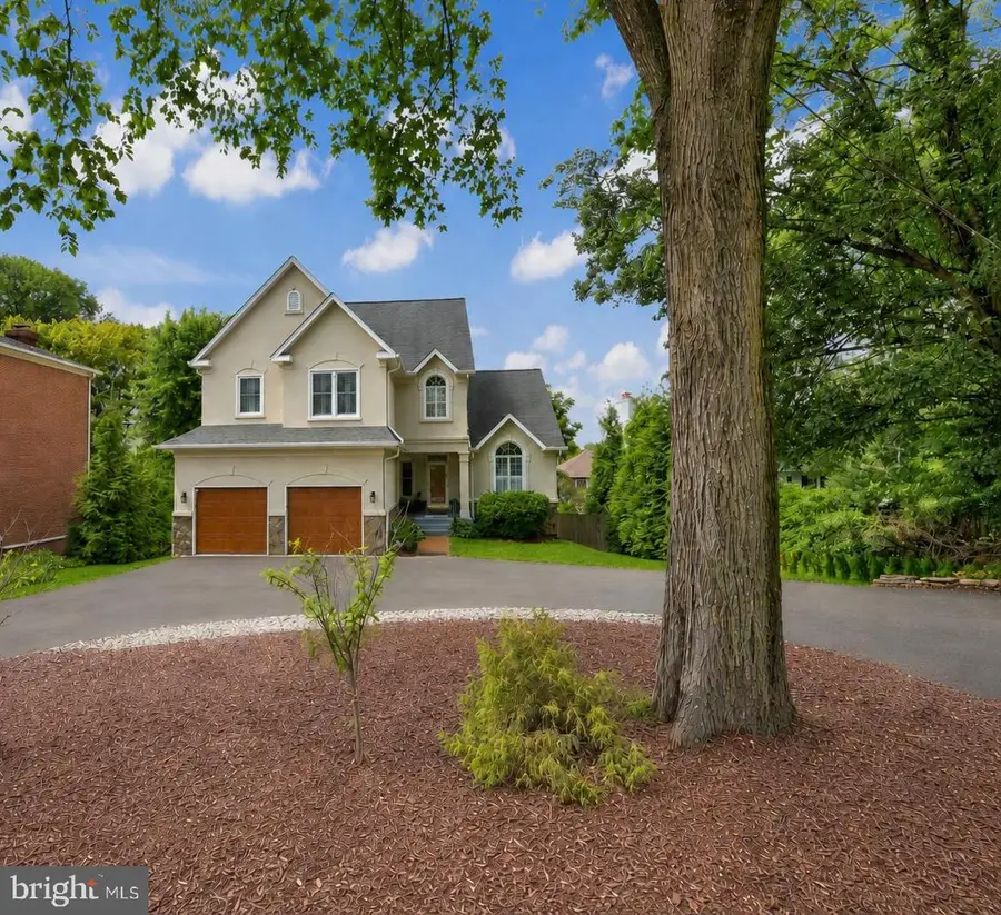 6732 Churchill Rd, McLean, VA 22101 - #2