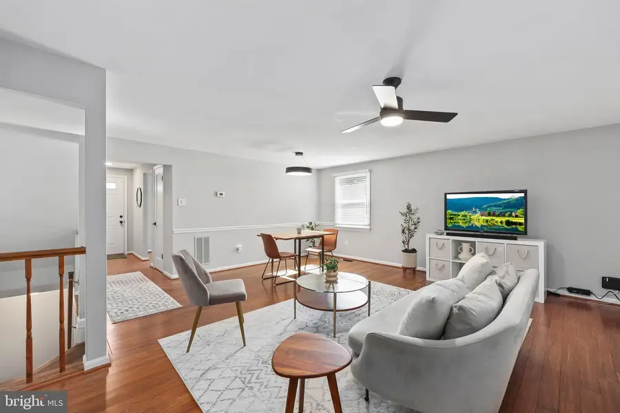 6527 Coachleigh Way, Alexandria, VA 22315 - #3