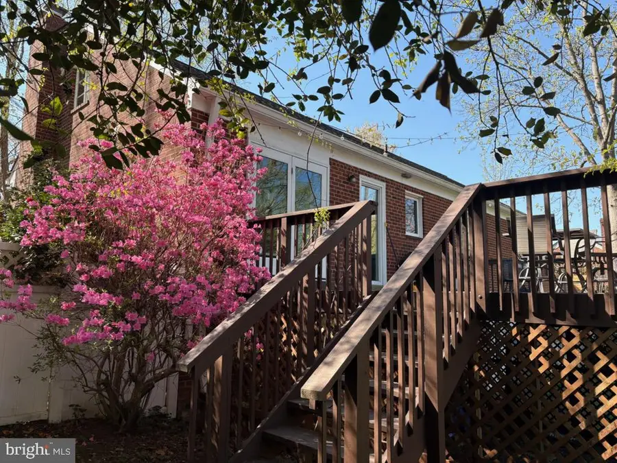 3054 Hazelton St, Falls Church, VA 22044 - #2