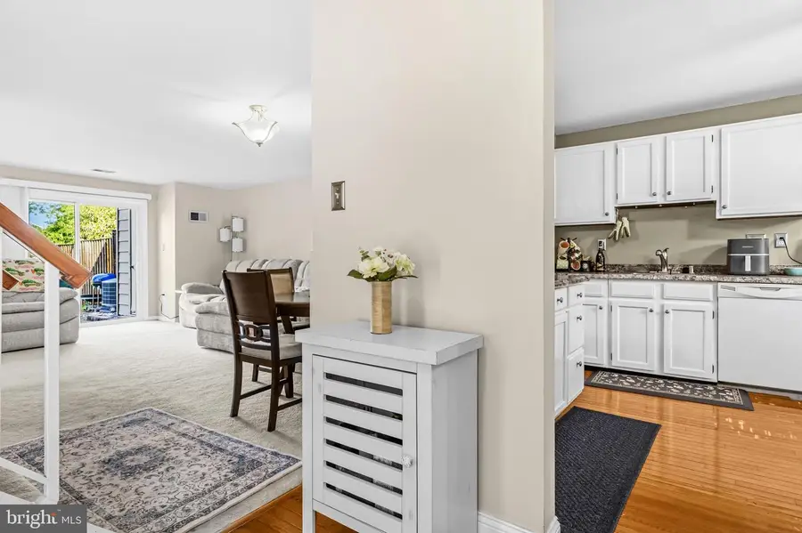 7556 Blanford Ct, Alexandria, VA 22315 - #3