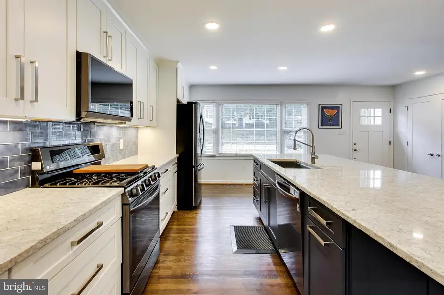 5414 Rumsford Ln, Burke, VA 22015 - #3