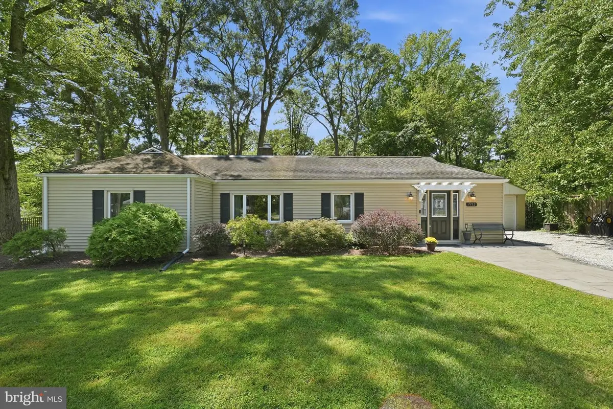 7712 Frances Dr, Alexandria, VA 22306 - #1