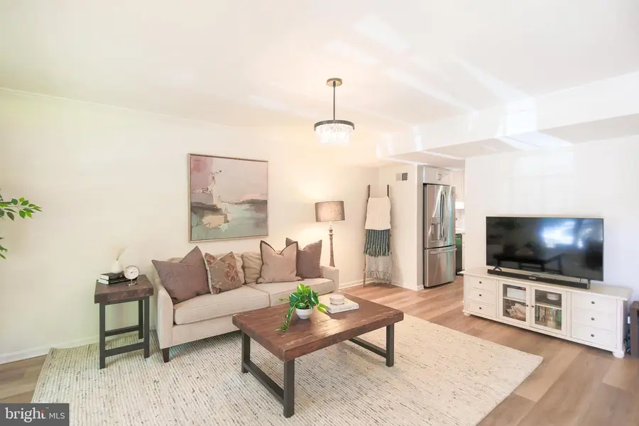6566 Yadkin Ct, Alexandria, VA 22310 - #3