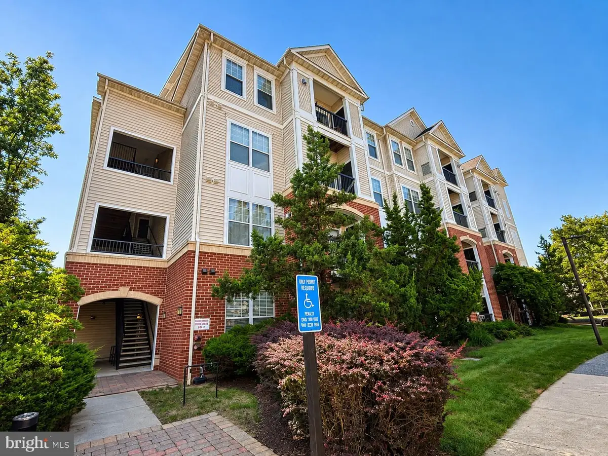 11350 Aristotle Dr #7-103, Fairfax, VA 22030 - #1