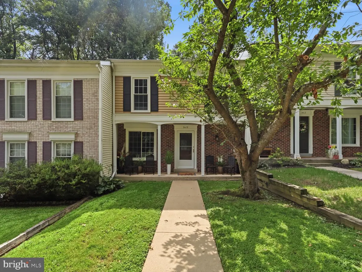 5415 Long Boat Ct, Fairfax, VA 22032 - #1