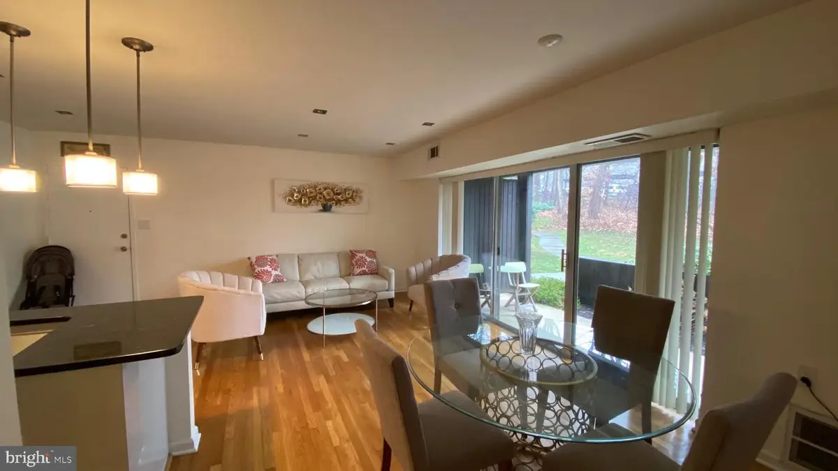 7829 Enola St #101, McLean, VA 22102 - #1