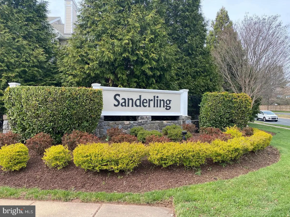 14313 Climbing Rose Way #106, Centreville, VA 20121 - #1