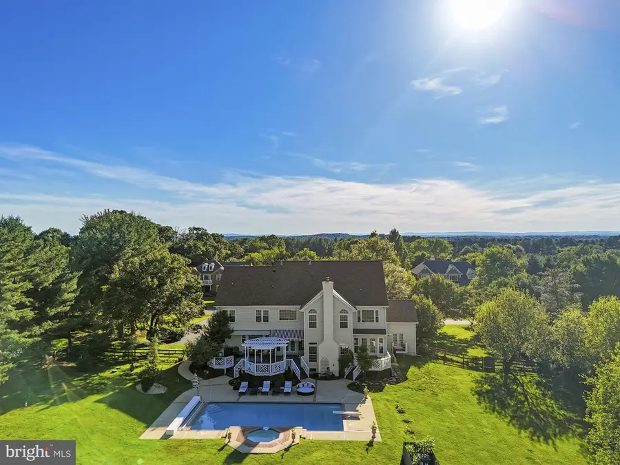 615 Nalls Farm Way, Great Falls, VA 22066 - #3