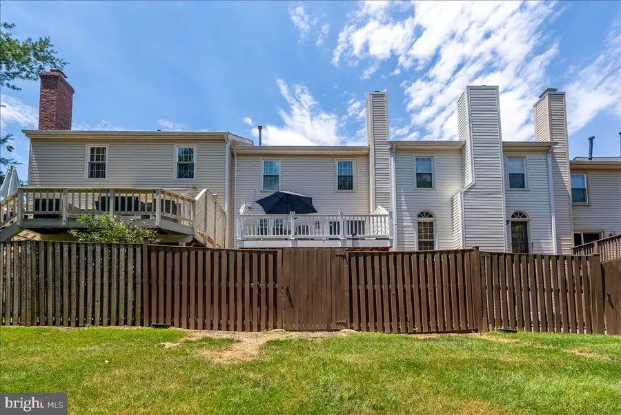 9348 Peter Roy Ct, Burke, VA 22015 - #3