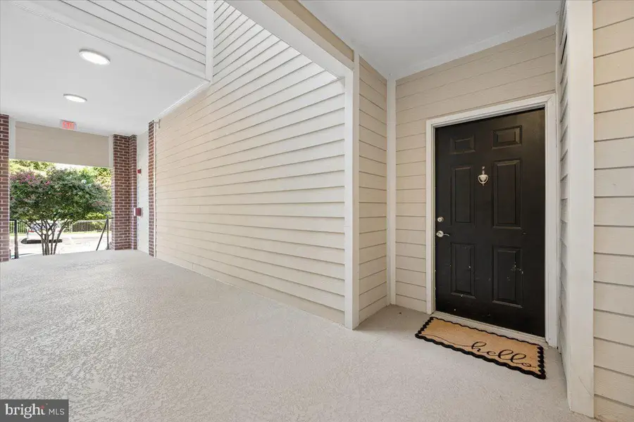1550 Spring Gate Dr #8113, McLean, VA 22102 - #3