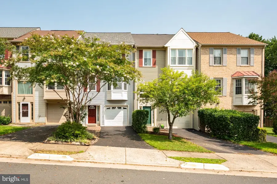 13916 Ludington Pl, Centreville, VA 20121 - #3