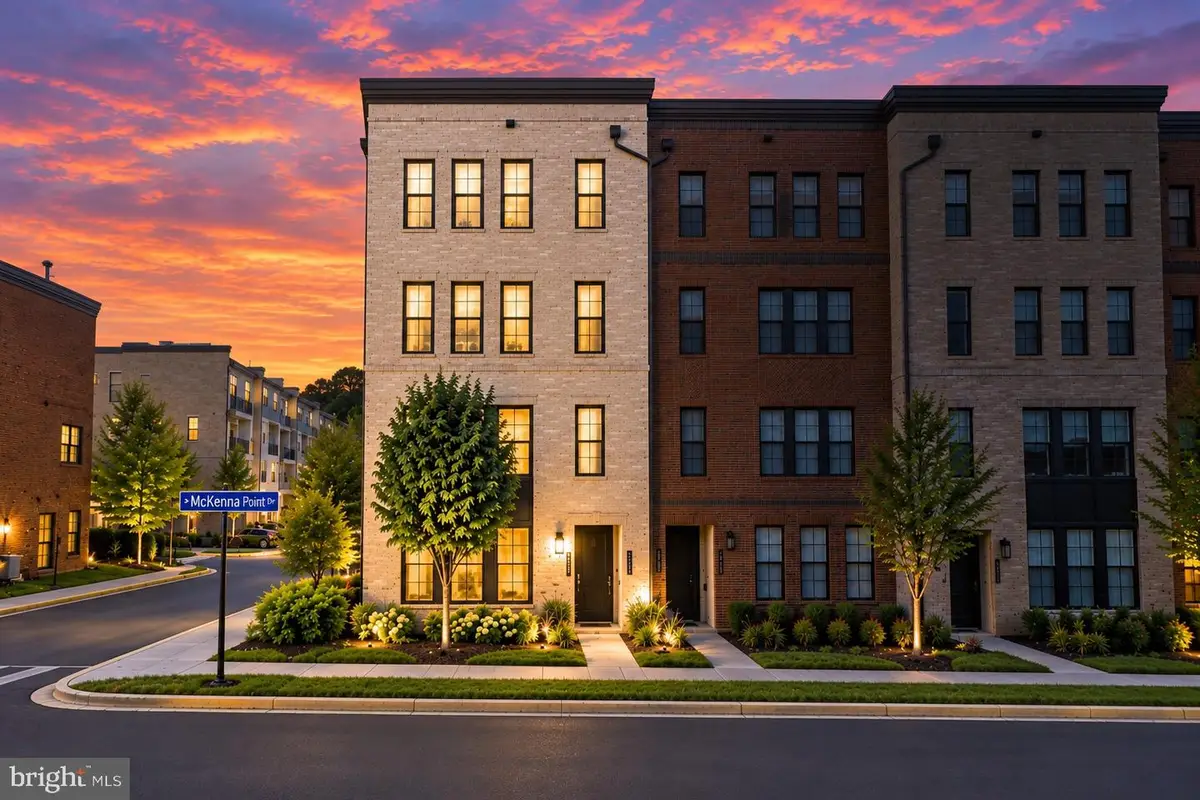 1746 Mckenna Point Dr #1601, McLean, VA 22102 - #1