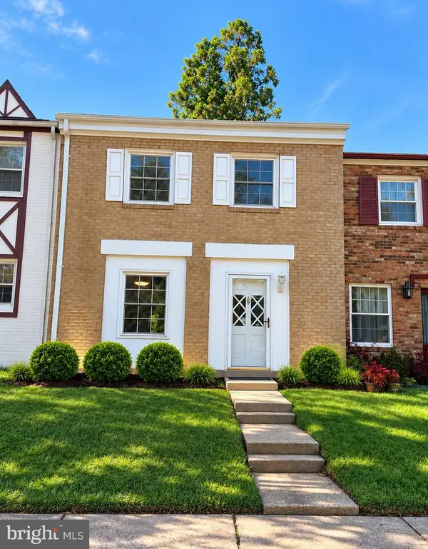 14812 London Towne Sq, CENTREVILLE, VA 20120