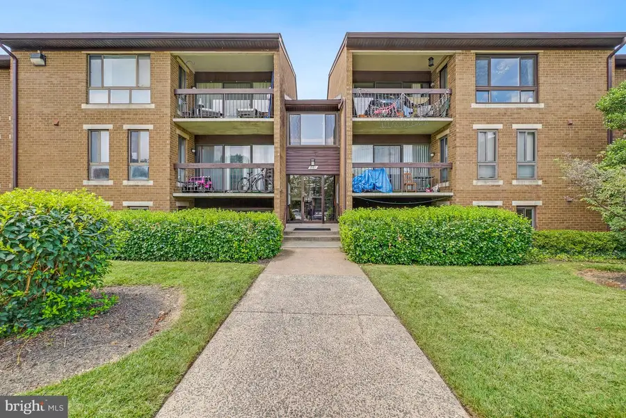 541 Florida Ave #t4, Herndon, VA 20170 - #3