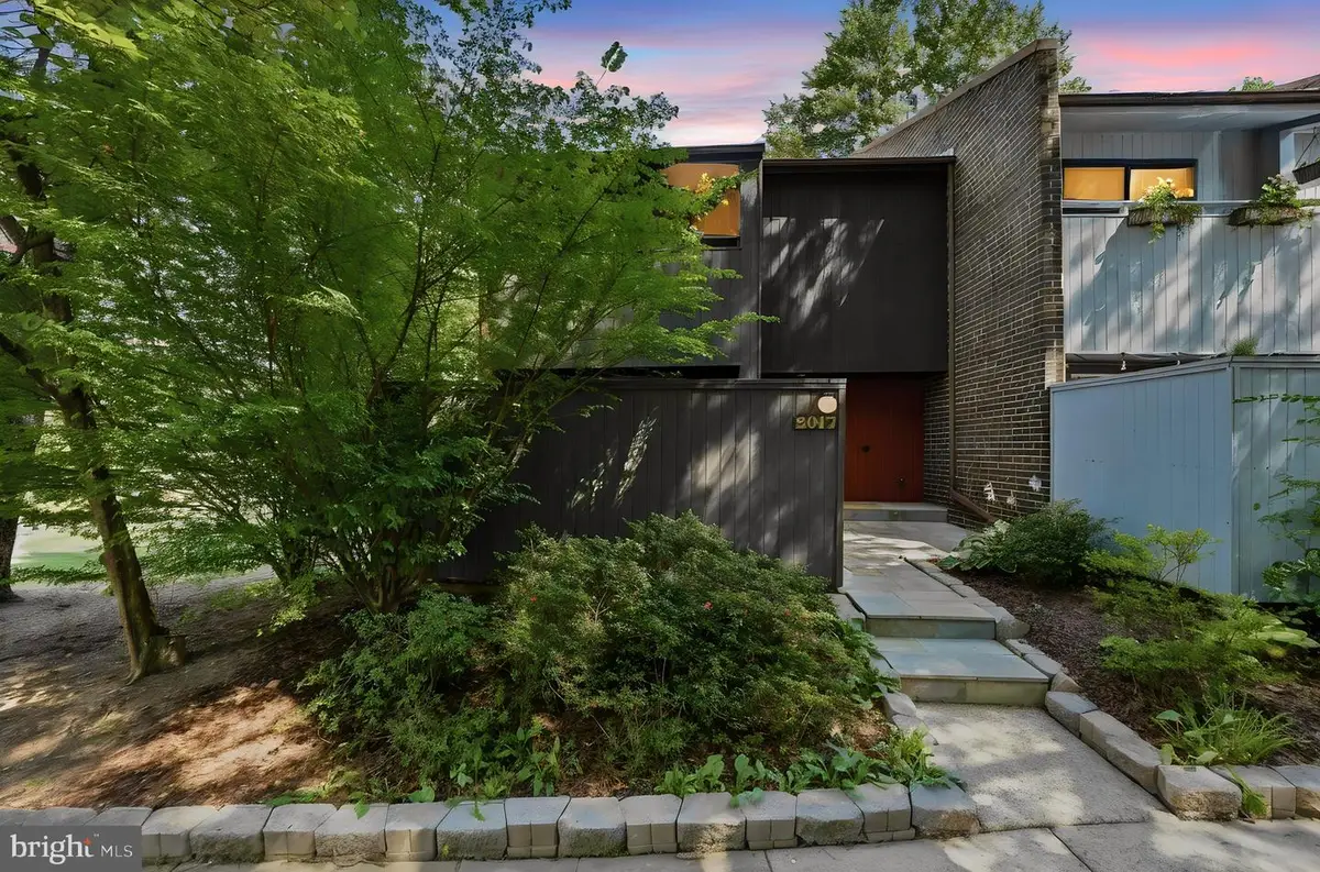 2017 Wethersfield Ct, Reston, VA 20191 - #1