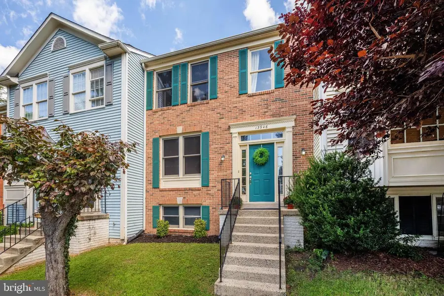 13946 Waterflow Pl, Centreville, VA 20121 - #3