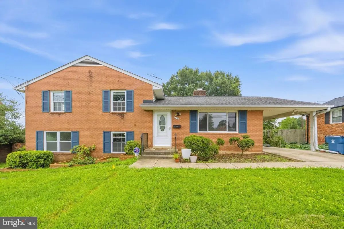 7207 Monticello Blvd, Springfield, VA 22150 - #1
