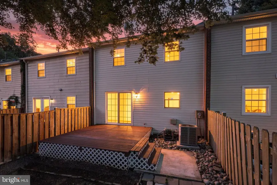 5106 Arrit Ct, Burke, VA 22015 - #2