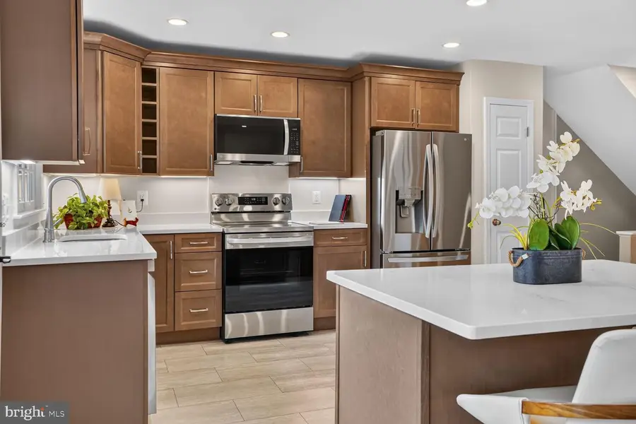 8501 Forrester Blvd, Springfield, VA 22152 - #2