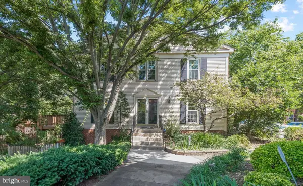 6154 Wellington Commons Dr, ALEXANDRIA, VA 22310