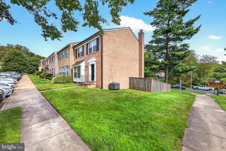 6643 Green Ash Dr, Springfield, VA 22152 - #2