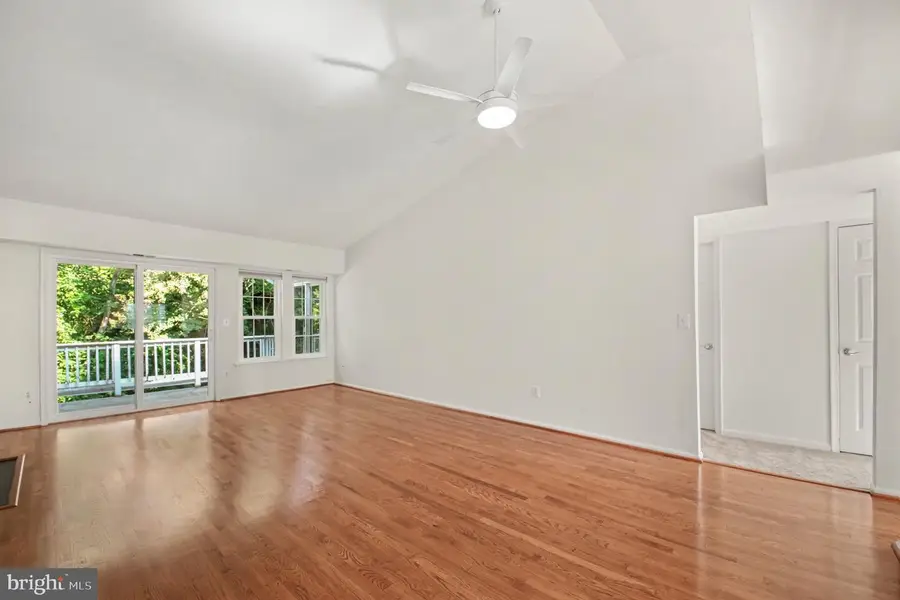 3402 Lakeside View Dr #13-4, Falls Church, VA 22041 - #2