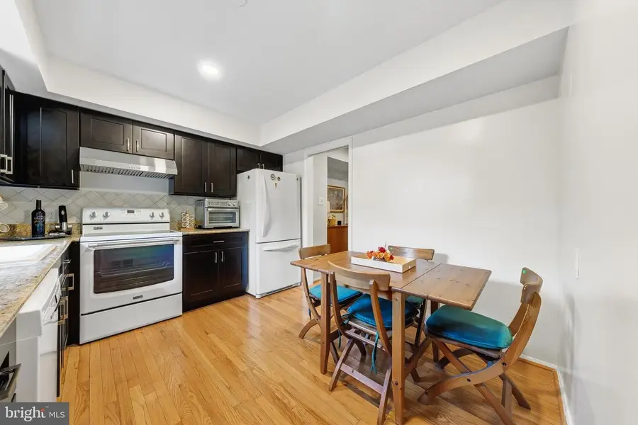 7779 Tiverton Dr, Springfield, VA 22152 - #3