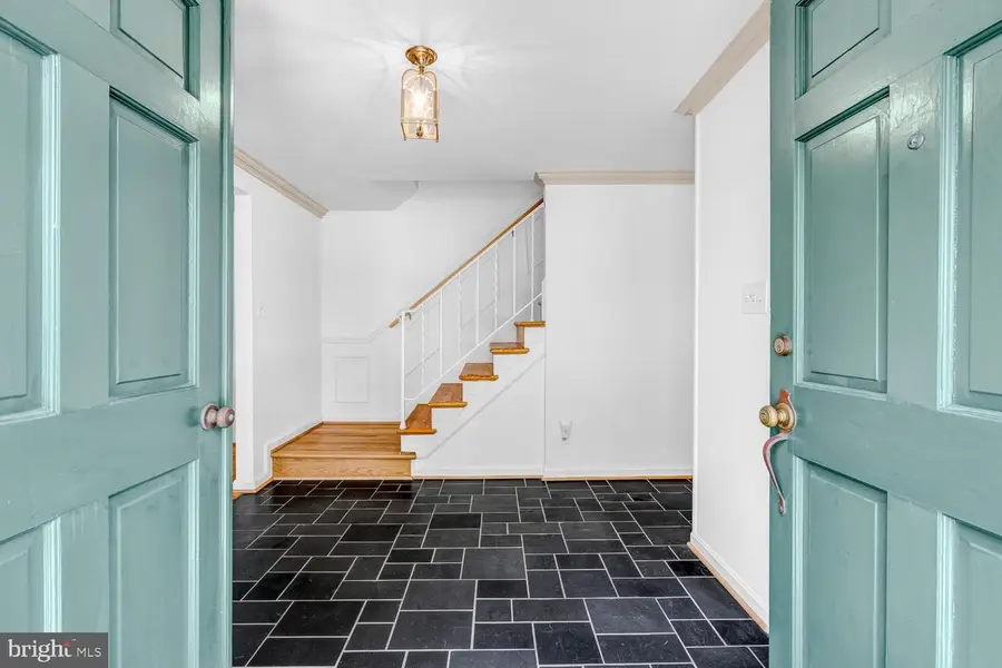 4200 Pickering Pl, Alexandria, VA 22309 - #3