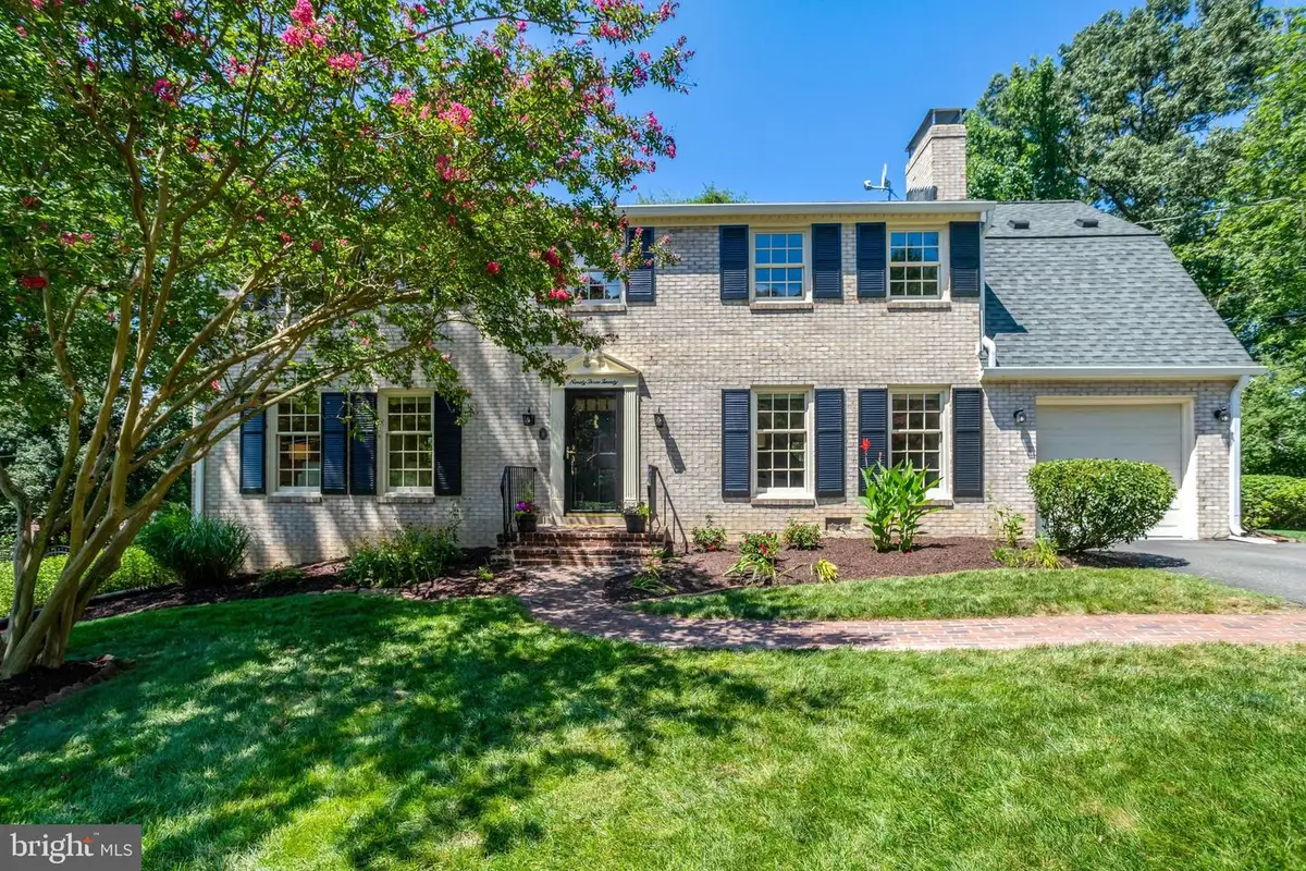 9320 Fairfax St, Alexandria, VA 22309 - #1