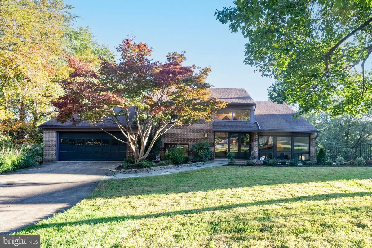 3713 Fort Hill Dr, Alexandria, VA 22310 - #1