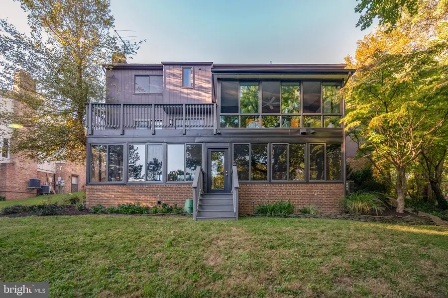 3713 Fort Hill Dr, Alexandria, VA 22310 - #2