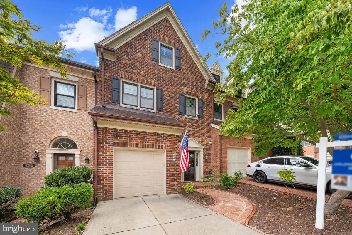 6367 Brampton Ct, Alexandria, VA 22304 - #1