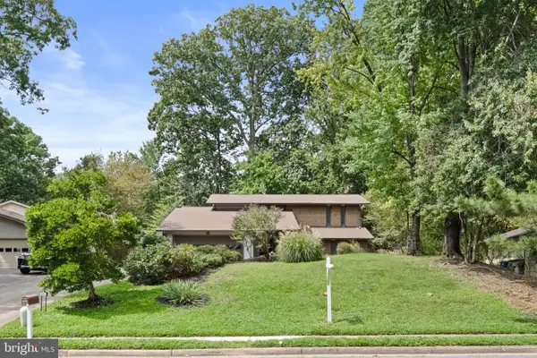 9006 Home Guard Dr, BURKE, VA 22015