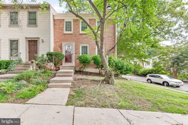 4020 Championship Dr, ANNANDALE, VA 22003
