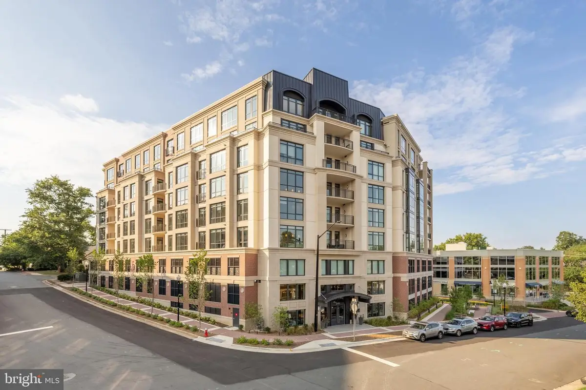 6718 Lowell Ave #806, McLean, VA 22101 - #1