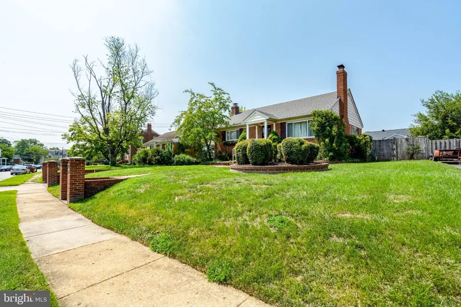 6010 Frederick St, Springfield, VA 22150 - #3