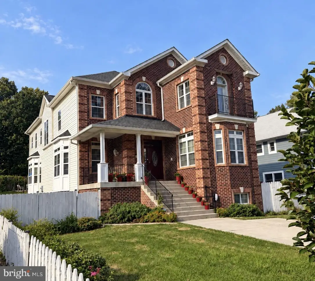 6926 Alpine Dr, Annandale, VA 22003 - #1