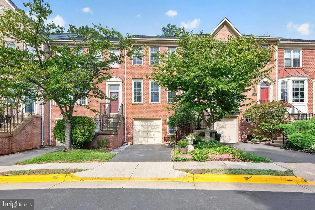 6240 Windham Hill Run, Alexandria, VA 22315 - #1