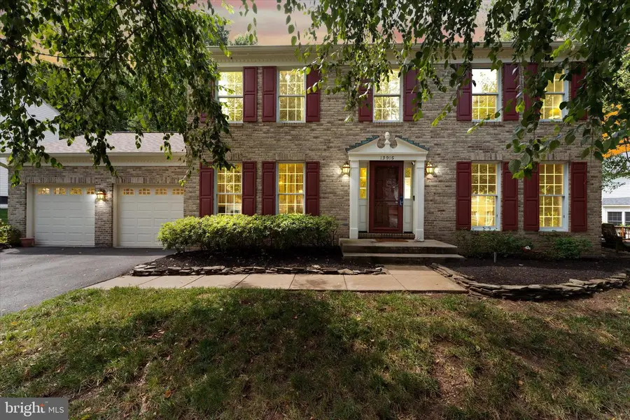 13915 Whetstone Manor Ct, Clifton, VA 20124 - #2