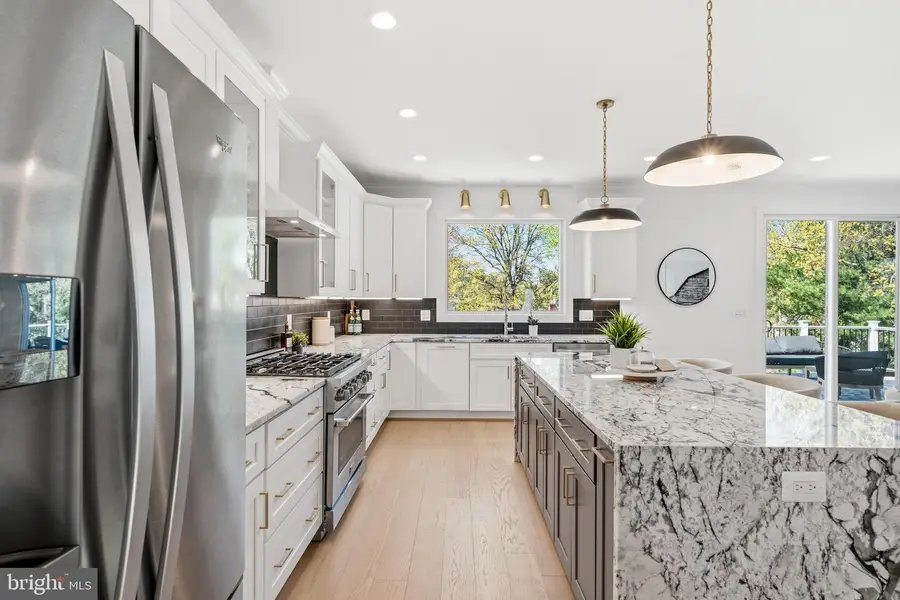 6806 Farragut Ave, Falls Church, VA 22042 - #3