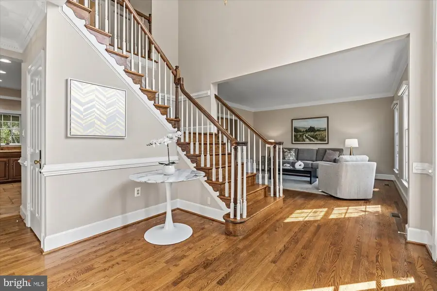8811 Surrey Ct, Alexandria, VA 22309 - #2