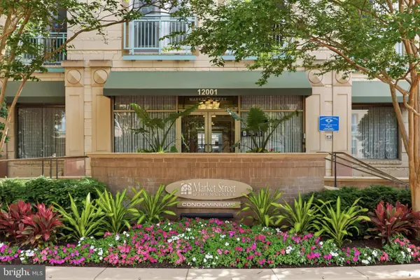 12001 Market St #122, RESTON, VA 20190