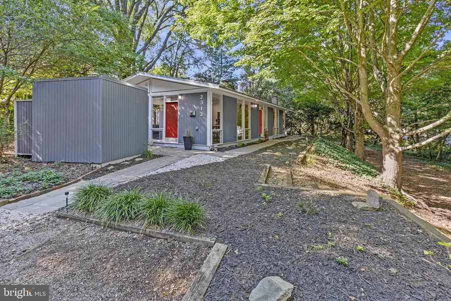 2313 Glasgow Rd, Alexandria, VA 22307 - #2