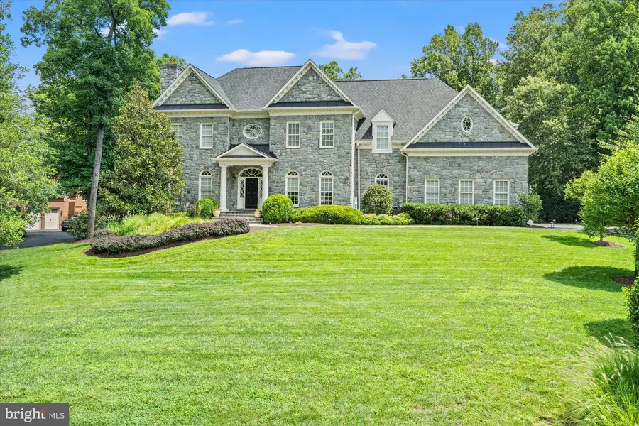 3109 Whimbrell Ct, Oakton, VA 22124 - #2