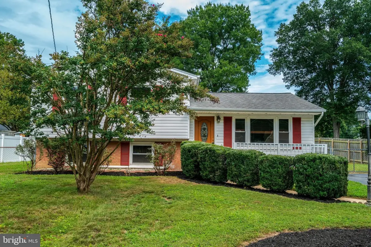 8009 Noel St, Alexandria, VA 22309 - #1