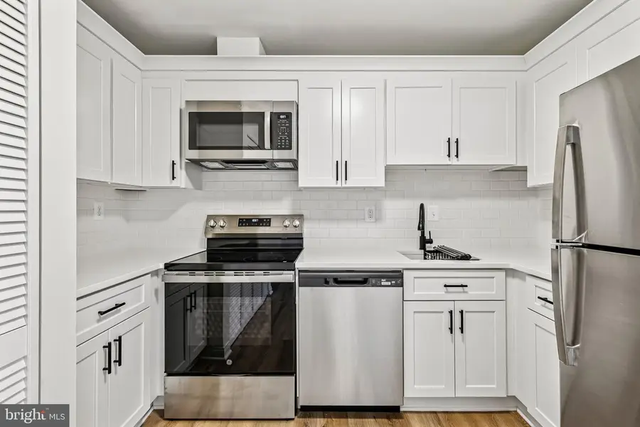 13726 Autumn Vale Ct #18f, Chantilly, VA 20151 - #2
