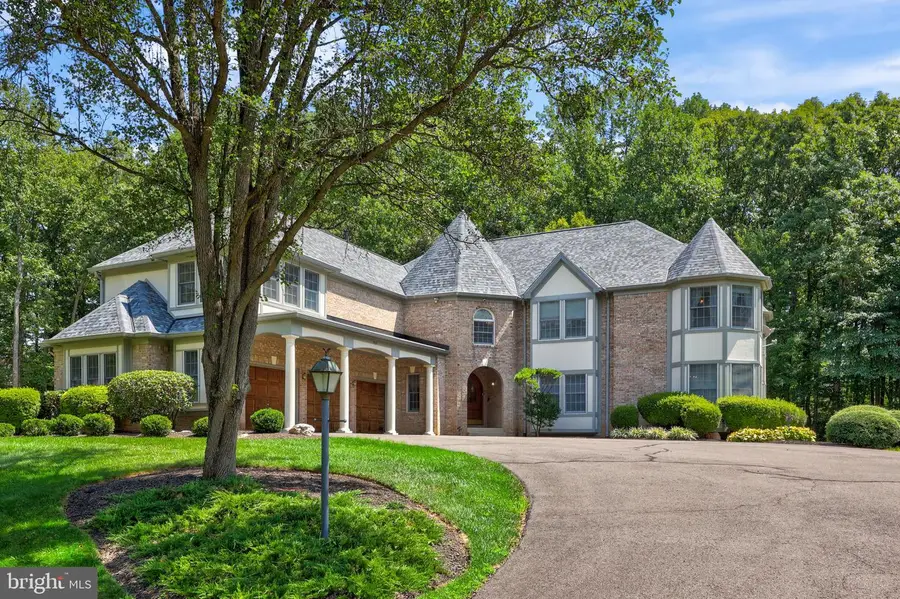 9827 Lake Meadow Ct, Burke, VA 22015 - #2