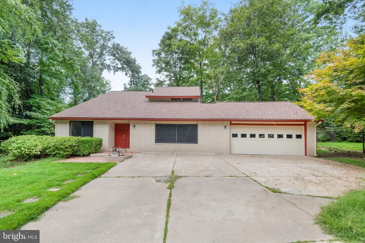 5340 Aylor Rd, Fairfax, VA 22032 - #1