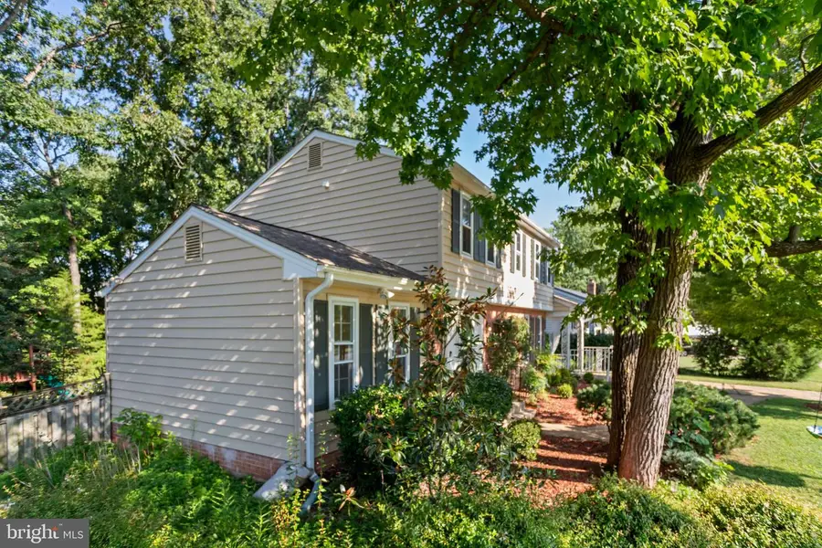 14808 Cranoke St, Centreville, VA 20120 - #2